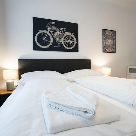 Experience Fresh Comfort In Our Brand-New Apartment In Vienna'S 17Th District المظهر الخارجي الصورة